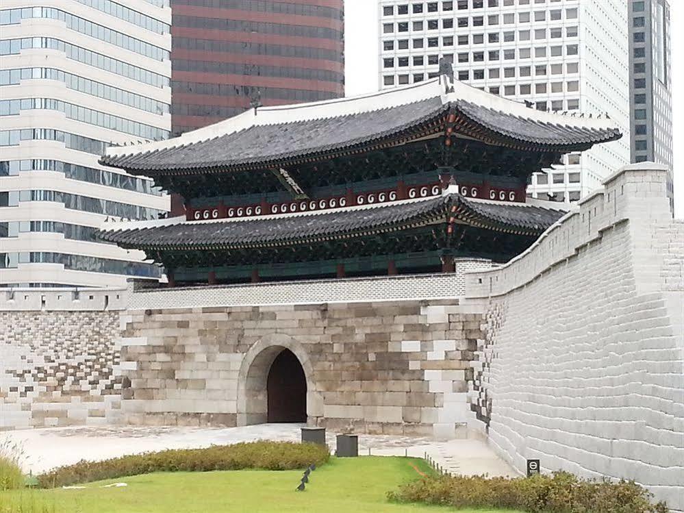 24 Guesthouse Seoul Station Premier Eksteriør billede